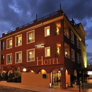 Atrium Hotel